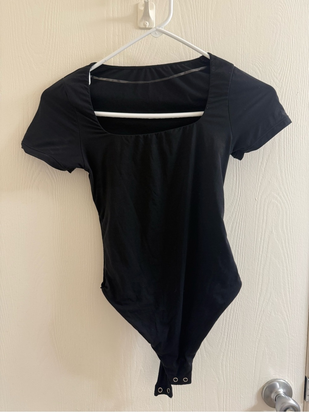 Short Sleeve Square Neck Bodysuit in Black Size Medium